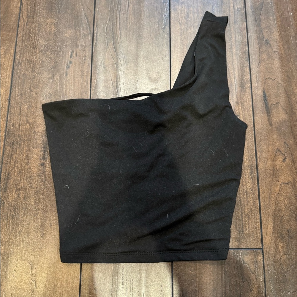 Black One Shoulder Crop Top